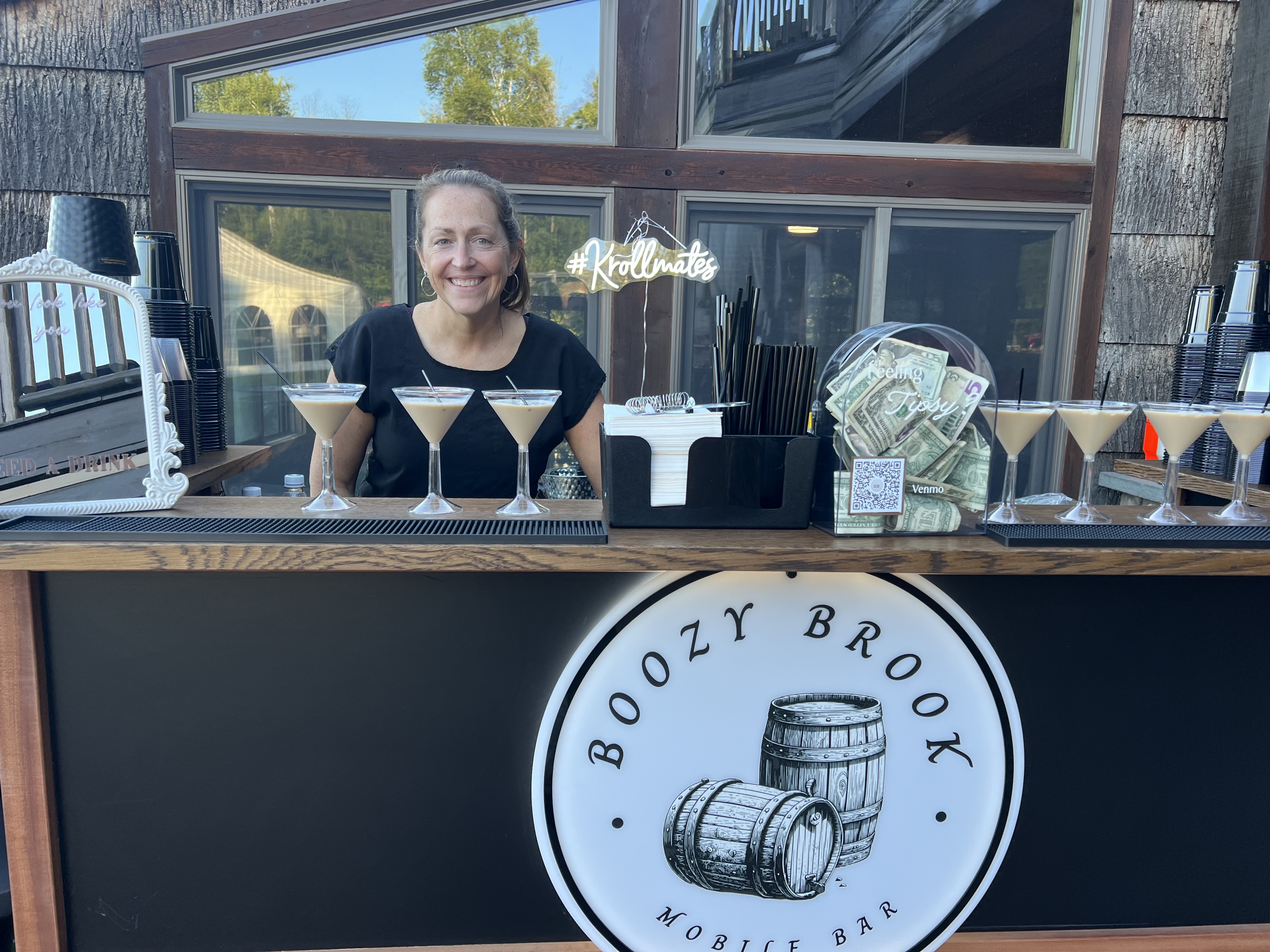 Boozy Brook Mobile Bar, LLC photo 2